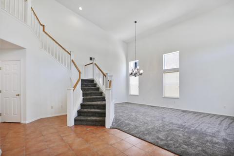 752 Brentwood Dr, Lemoore, CA 93245 photo 6