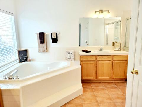 752 Brentwood Dr, Lemoore, CA 93245 photo 47