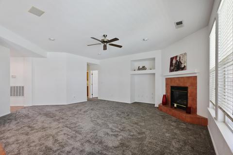 752 Brentwood Dr, Lemoore, CA 93245 photo 12