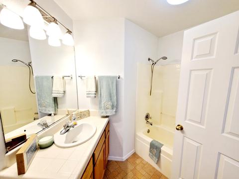 752 Brentwood Dr, Lemoore, CA 93245 photo 50