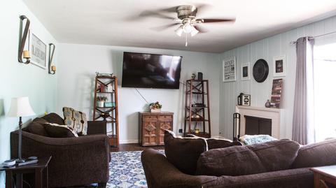1042 E Cross Ave, Tulare, CA 93274 photo 8