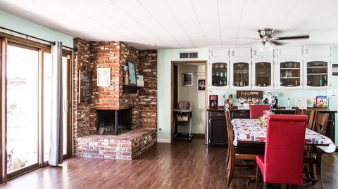 1042 E Cross Ave, Tulare, CA 93274 photo 9