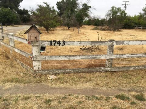 1743 W Visalia Rd, Exeter, CA 93221 photo 23