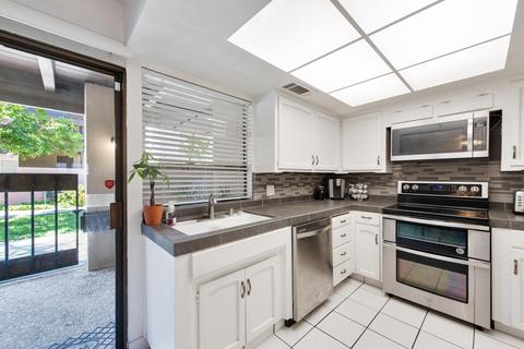 1160 N Gem St, Tulare, CA 93274 photo 12