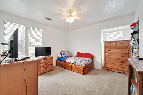 1160 N Gem St, Tulare, CA 93274 photo 19