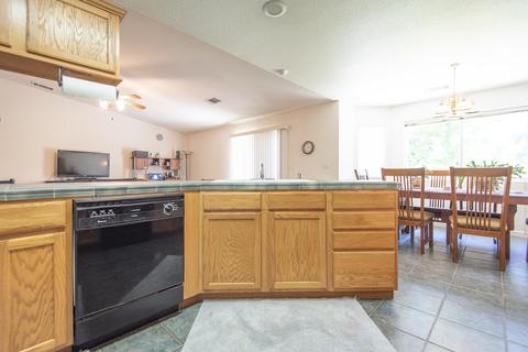 4048 E Harvard Ave, Visalia, CA 93292 photo 15