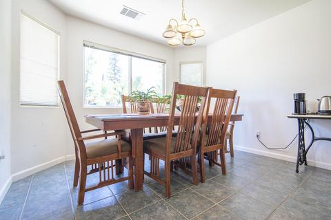 4048 E Harvard Ave, Visalia, CA 93292 photo 16