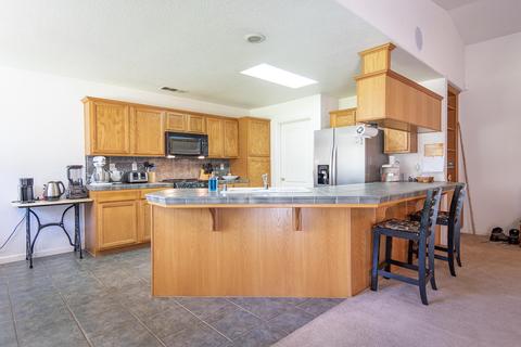 4048 E Harvard Ave, Visalia, CA 93292 photo 12