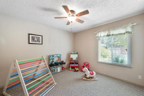 239 N Homsy Ave, Clovis, CA 93612 photo 16