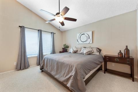 239 N Homsy Ave, Clovis, CA 93612 photo 22