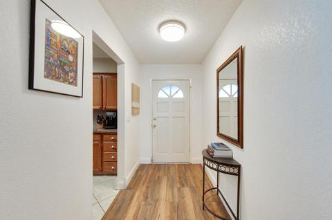 239 N Homsy Ave, Clovis, CA 93612 photo 6