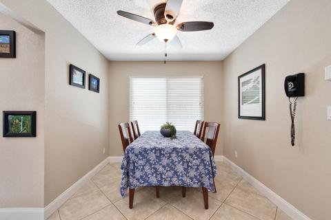 239 N Homsy Ave, Clovis, CA 93612 photo 9
