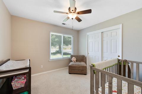 239 N Homsy Ave, Clovis, CA 93612 photo 18