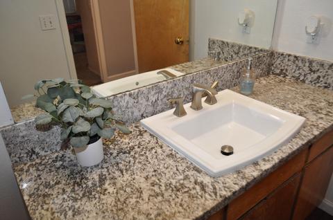 2195 E Alpine Ct, Tulare, CA 93274 photo 61