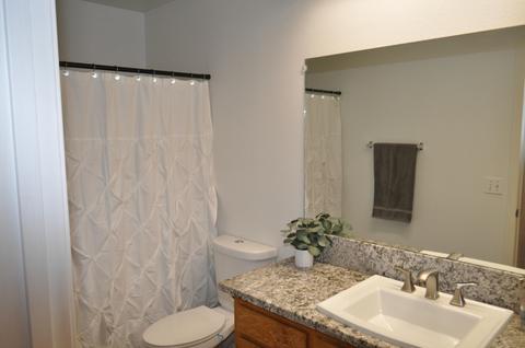 2195 E Alpine Ct, Tulare, CA 93274 photo 57