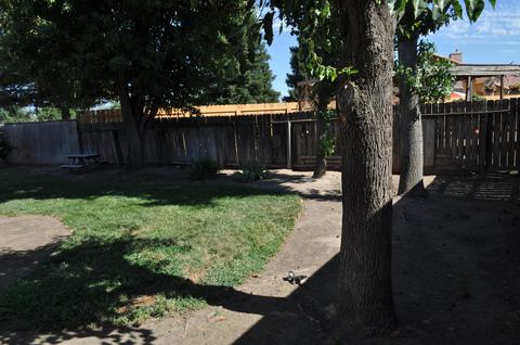 2195 E Alpine Ct, Tulare, CA 93274 photo 78