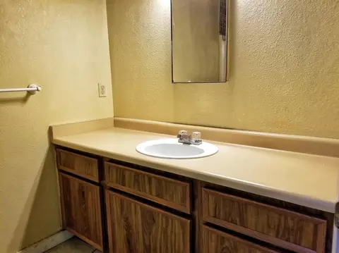 960 Sterling Ave, Sanger, CA 93657 photo 18