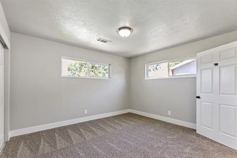 554 Lombardy Ln, Lemoore, CA 93245 photo 15