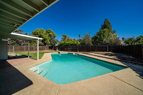 676 Tamarack Ln, Lemoore, CA 93245 photo 30