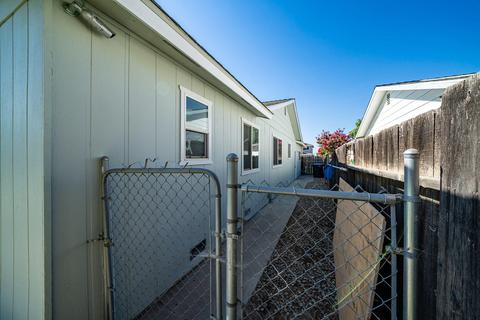 676 Tamarack Ln, Lemoore, CA 93245 photo 34