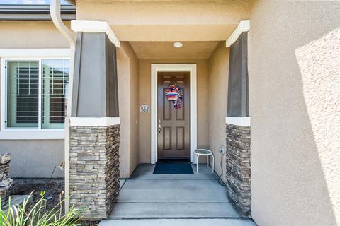 617 E Monte Verde Ave, Visalia, CA 93292 photo 4