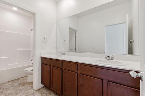 2940 E Mary Ave, Visalia, CA 93292 photo 23
