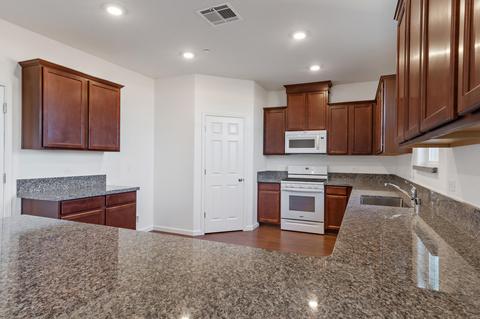 2940 E Mary Ave, Visalia, CA 93292 photo 13