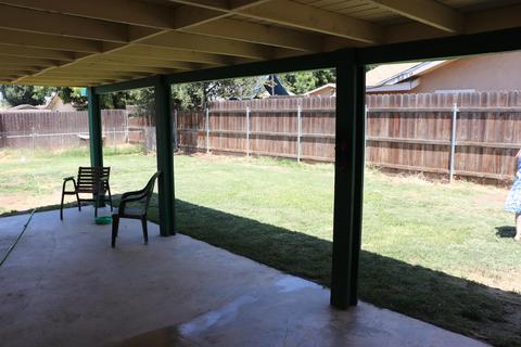 1704 E Bridger Ave, Tulare, CA 93274 photo 17