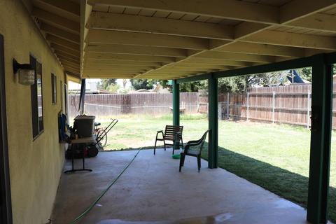 1704 E Bridger Ave, Tulare, CA 93274 photo 16