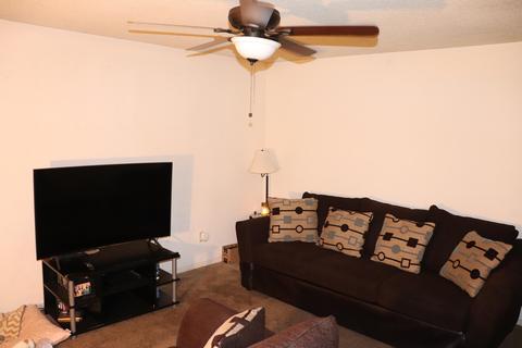 1704 E Bridger Ave, Tulare, CA 93274 photo 3