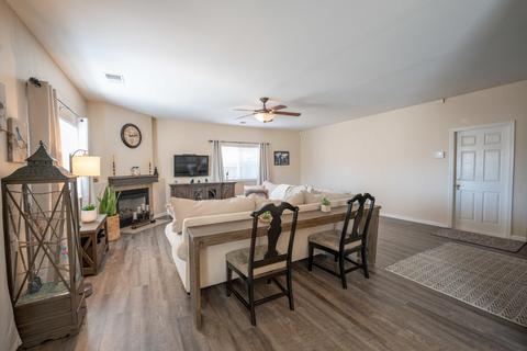970 Par Ave, Lemoore, CA 93245 photo 6