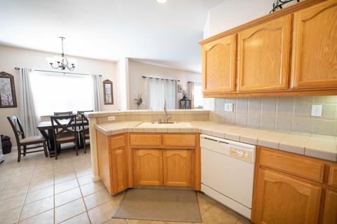 970 Par Ave, Lemoore, CA 93245 photo 13