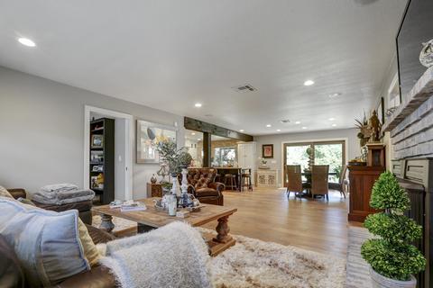 15239 Raynette Ct, Visalia, CA 93292 photo 19