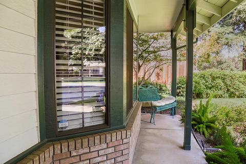 258 E Wilson Ave, Tulare, CA 93274 photo 6
