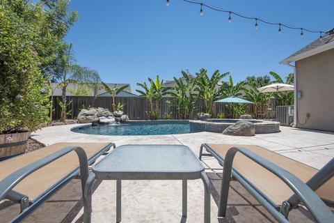 963 Tranquility Ct, Lemoore, CA 93245 photo 36