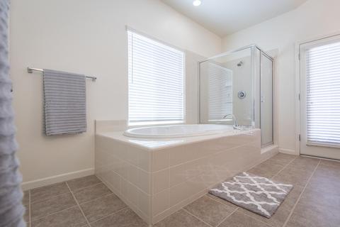 963 Tranquility Ct, Lemoore, CA 93245 photo 28