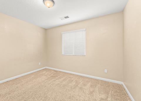 2415 E Chestnut Ct, Visalia, CA 93292 photo 25