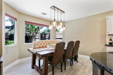 2624 E Mary Ave, Visalia, CA 93292 photo 7