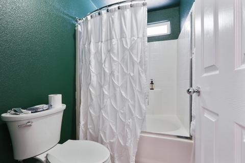 2624 E Mary Ave, Visalia, CA 93292 photo 18