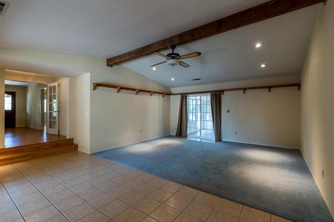 2138 E Westcott Ave, Visalia, CA 93292 photo 17