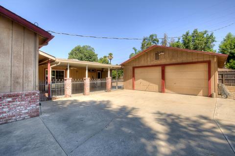 2138 E Westcott Ave, Visalia, CA 93292 photo 4