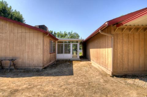 2138 E Westcott Ave, Visalia, CA 93292 photo 26