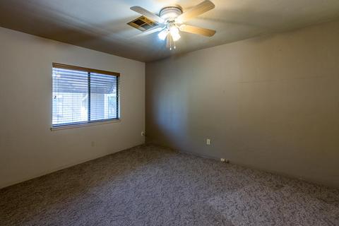 2138 E Westcott Ave, Visalia, CA 93292 photo 13
