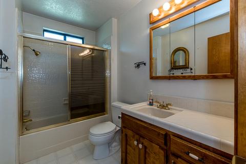2138 E Westcott Ave, Visalia, CA 93292 photo 15