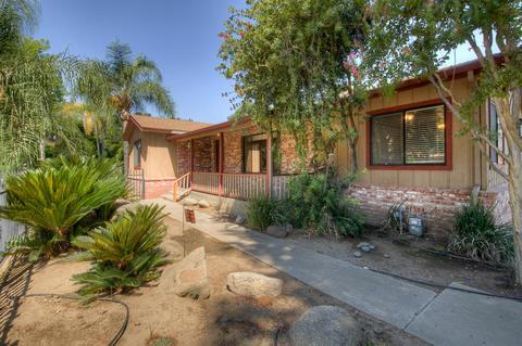 2138 E Westcott Ave, Visalia, CA 93292 photo 5