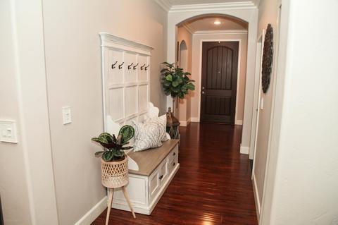 1912 E Walnut Ave, Tulare, CA 93274 photo 8