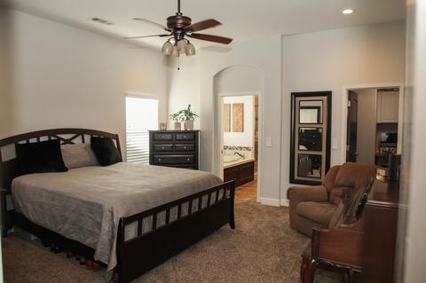 1912 E Walnut Ave, Tulare, CA 93274 photo 35