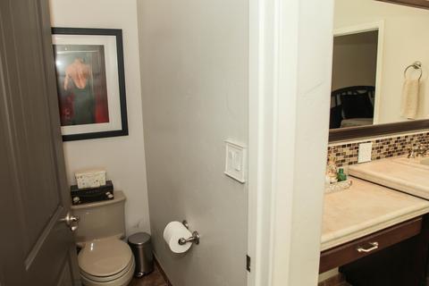1912 E Walnut Ave, Tulare, CA 93274 photo 42