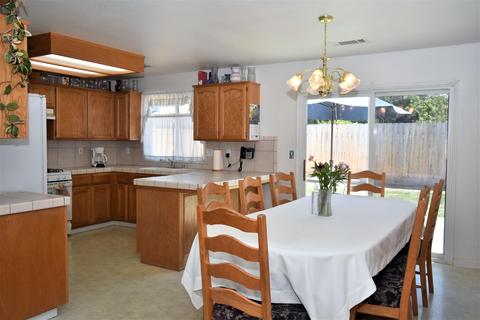 3315 E Roosevelt Ave, Visalia, CA 93292 photo 8