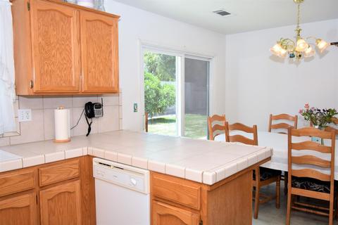 3315 E Roosevelt Ave, Visalia, CA 93292 photo 13